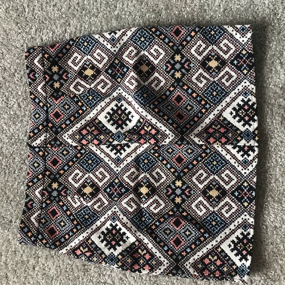 Patterned mini - Picture 2 of 3